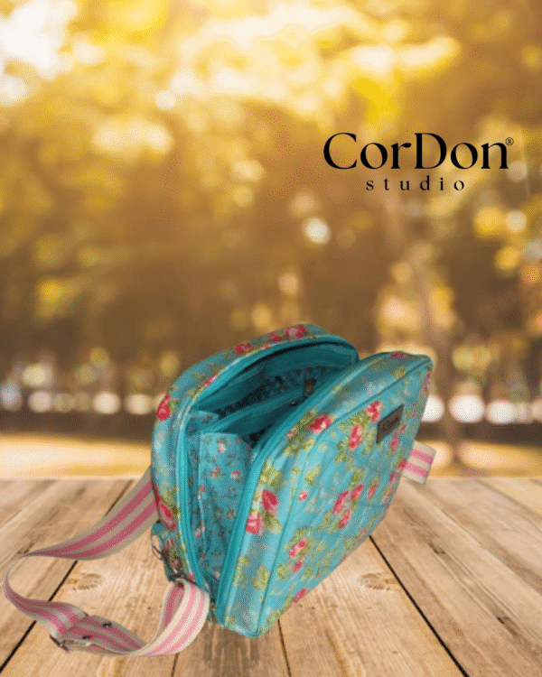 Mochila Floral Secreta com 5 bolsos - Apostila com modelagem em PDF