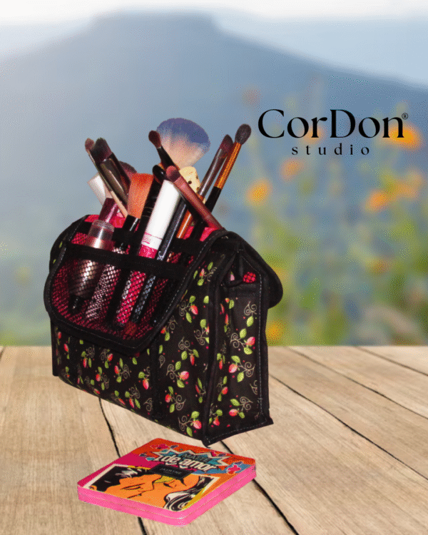 Necessaire Rosas com 2 compartimentos  - Apostila com modelagem em PDF